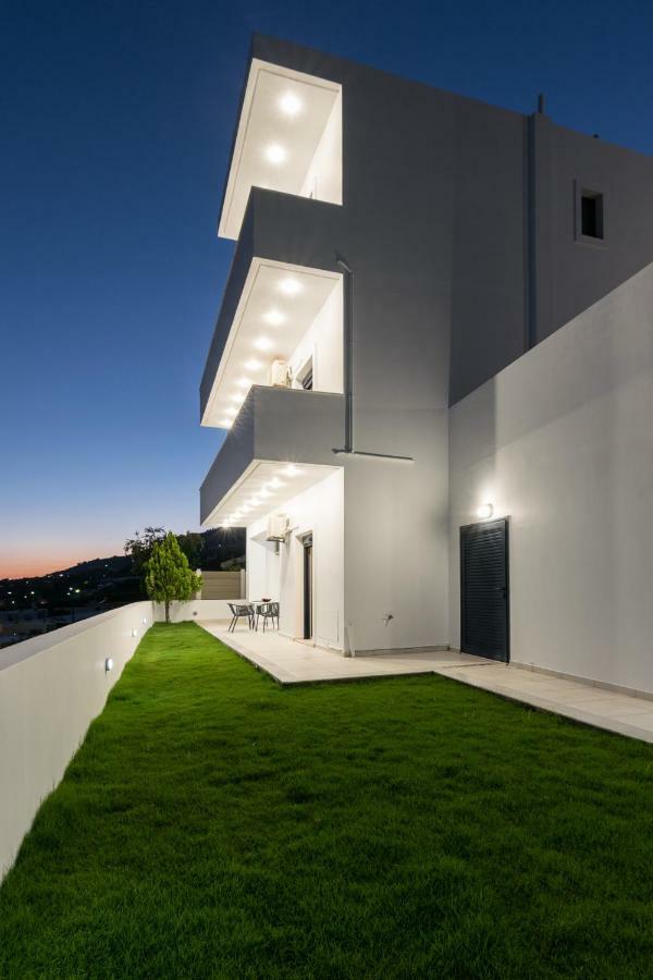 Metaxakis Home. 2 Ierápetra Buitenkant foto